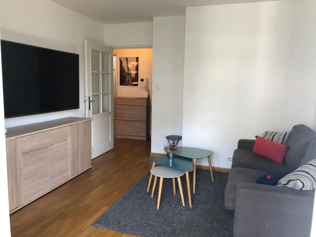 Paris Cambronne Tour Eiffel Apartment 0*,